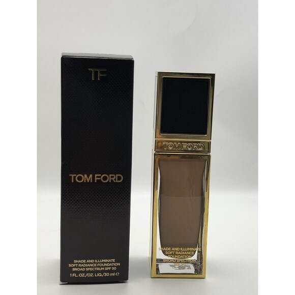 Tom Ford Shade And Illuminate Soft Radiance Foundation Spf50 8.2 Warm Honey New - Picture 1 of 5